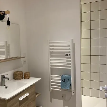 Joli Dans Le Centre De Corte